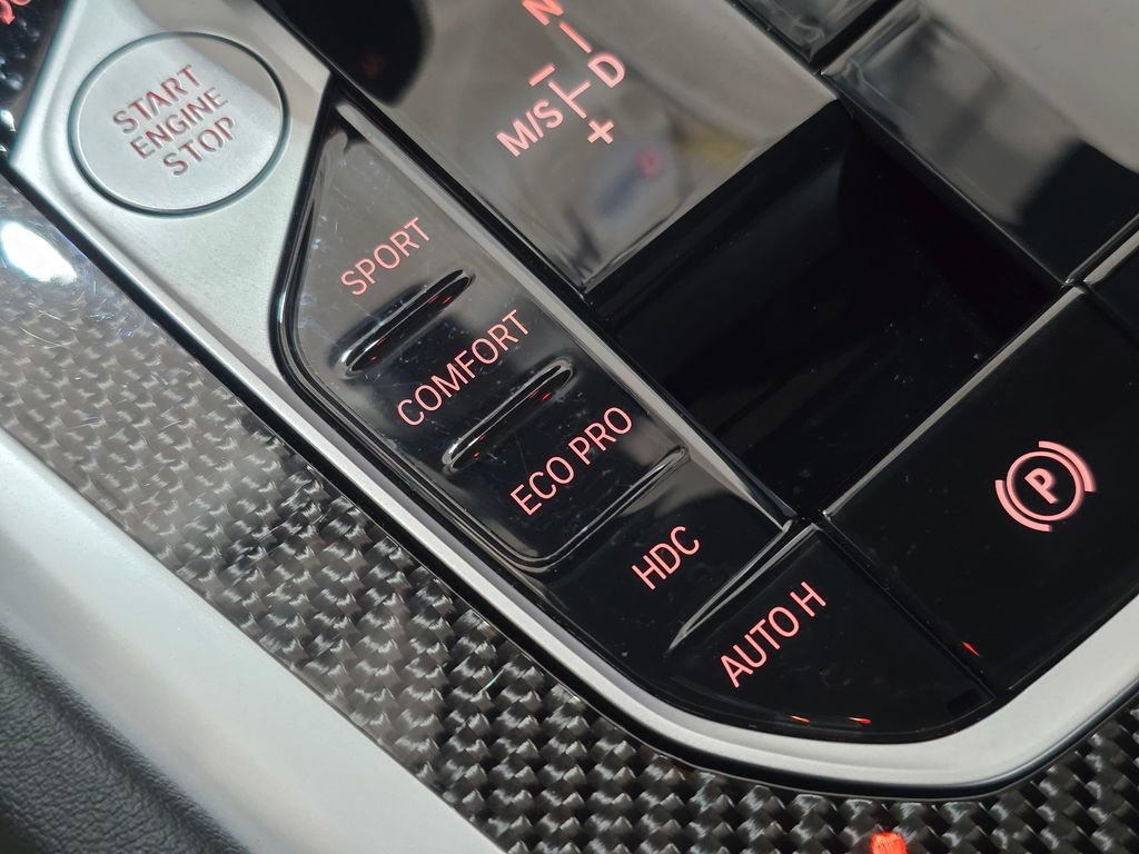 Used 2023 BMW X6 M50i w/ Parking Assistance Package image 18