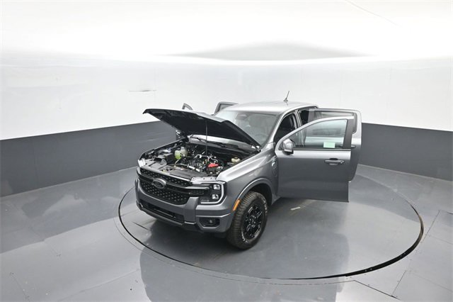 New 2025 Ford Ranger Lariat w/ FX4 Off-Road Package image 40