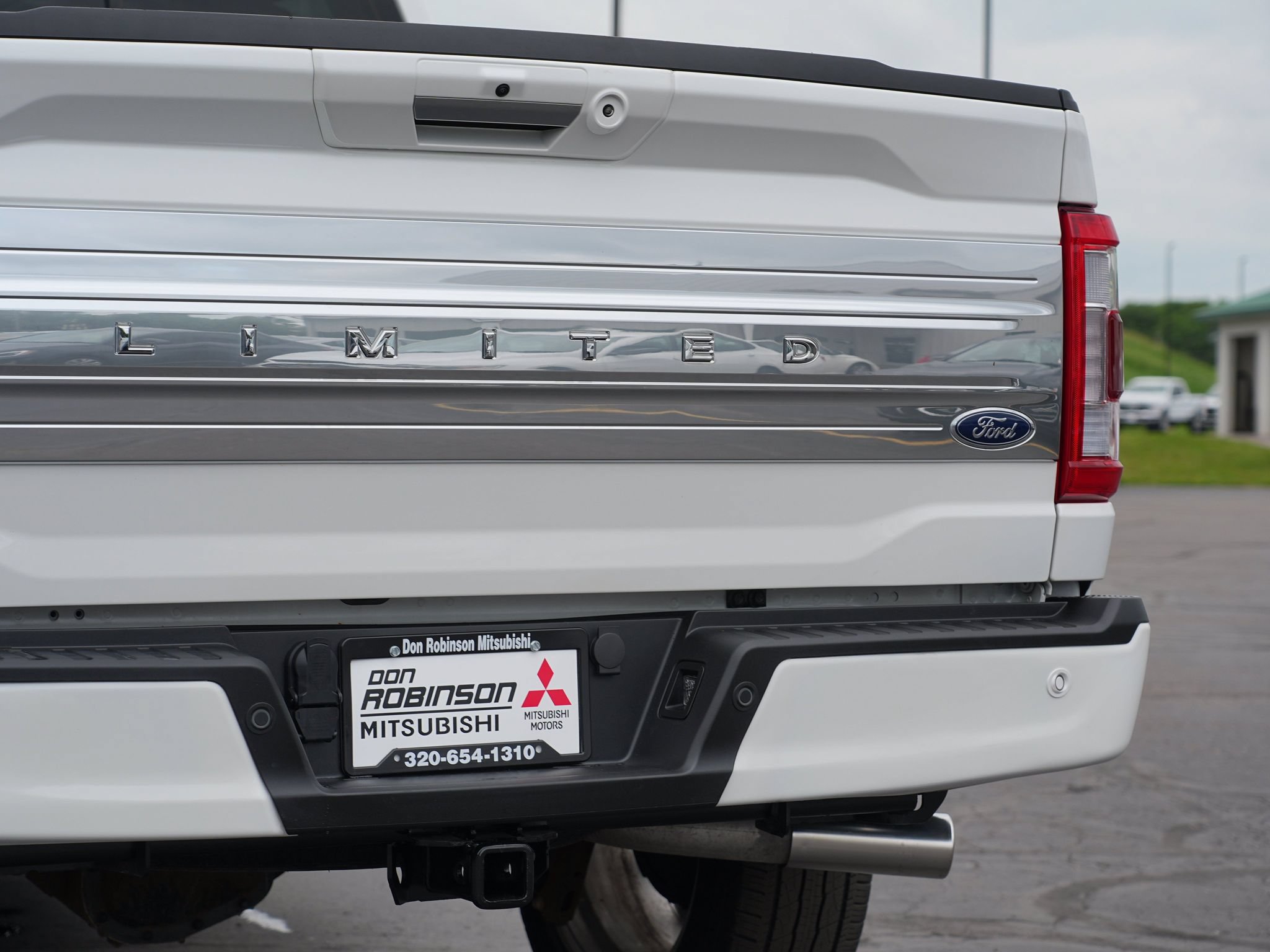 Used 2023 Ford F150 Limited AWD/4WD image 10