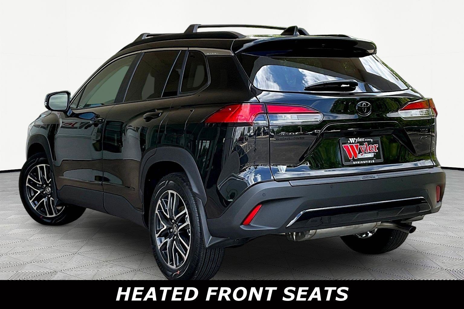 Certified 2026 Toyota Corolla Cross XLE w/ Convenience Package AWD/4WD image 4