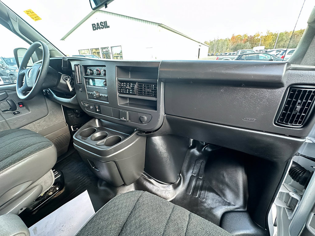 Used 2025 GMC Savana 2500 w/ Driver Convenience Package RWD image 24