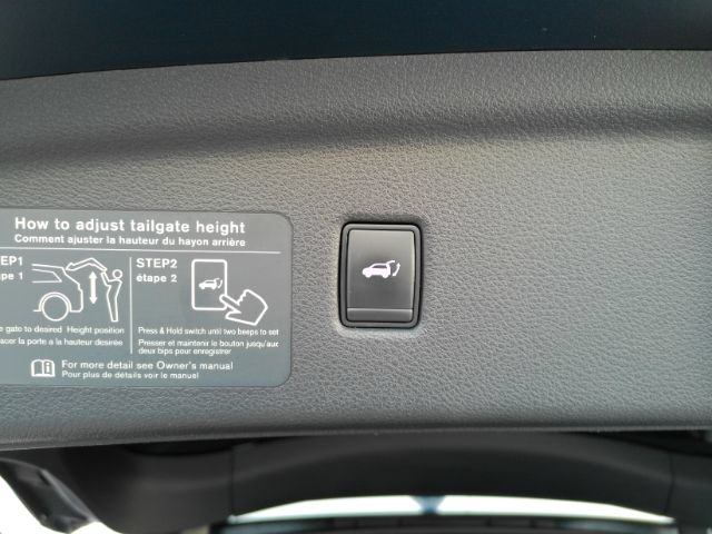 Used 2020 INFINITI QX50 Luxe w/ Navigation Package FWD image 26