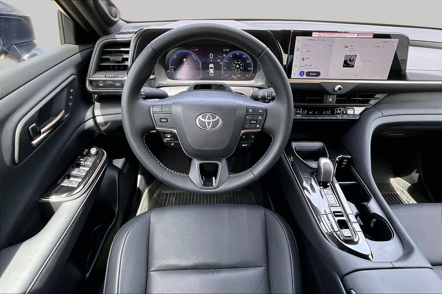 Used 2026 Toyota Crown w/ Advanced Technology Package AWD/4WD image 6