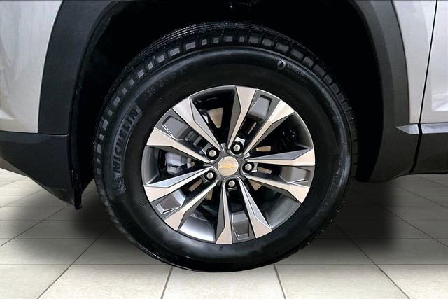 Certified 2026 Chevrolet Equinox LT image 9