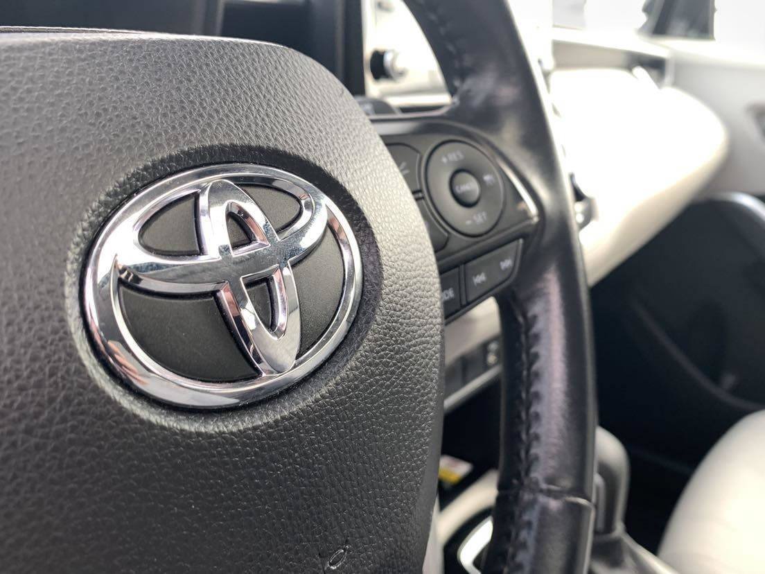 Used 2022 Toyota Corolla Cross LE w/ Moonroof Package AWD/4WD image 42