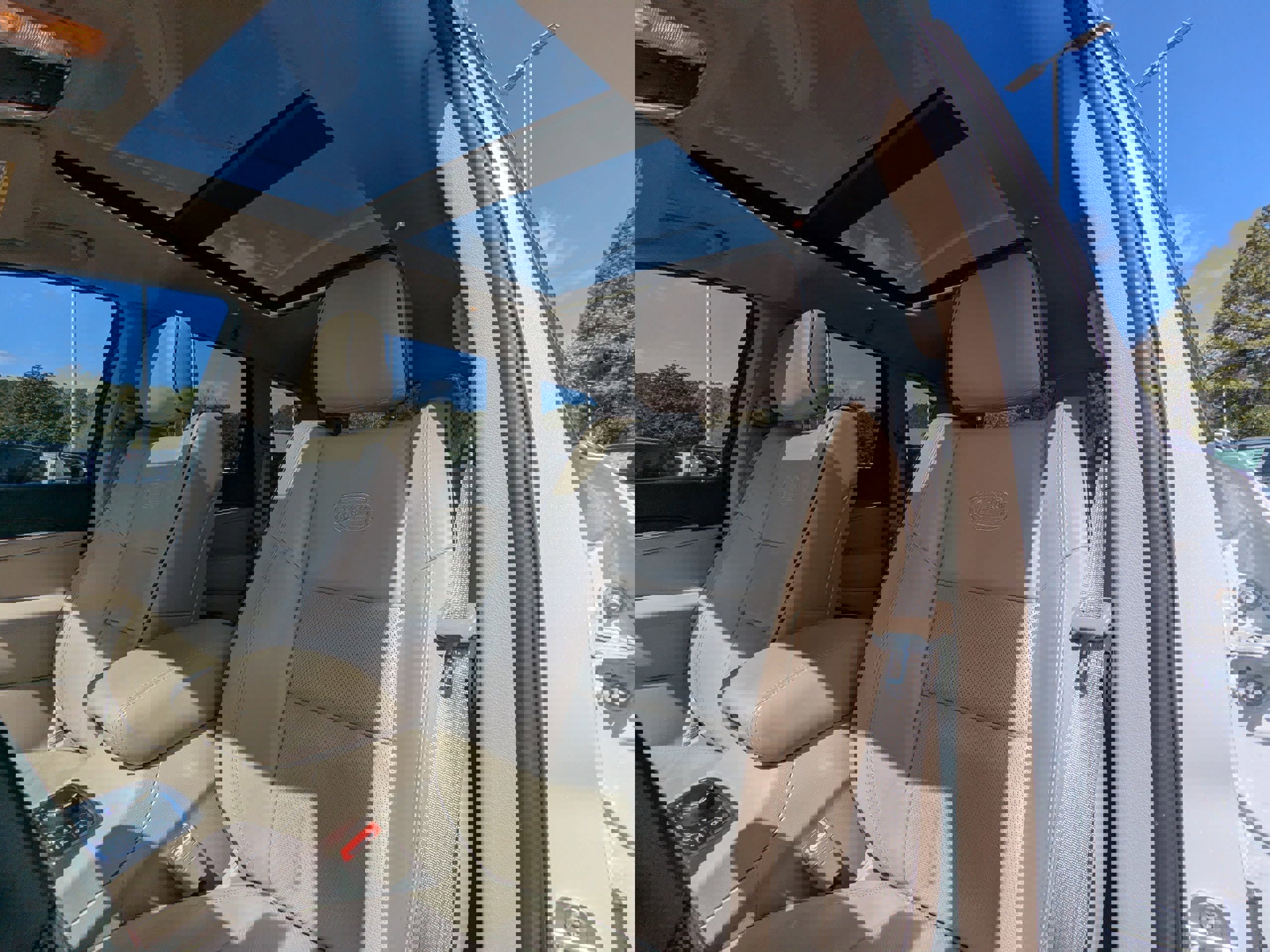 Used 2021 Jeep Grand Cherokee Overland image 10