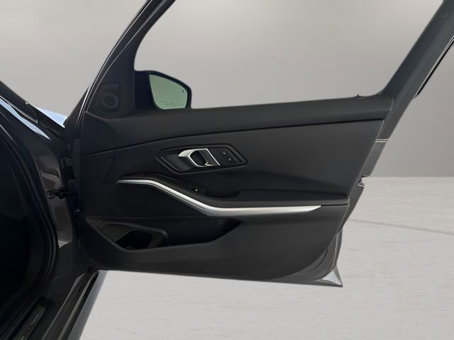 Used 2024 BMW M340i xDrive w/ Premium Package image 40