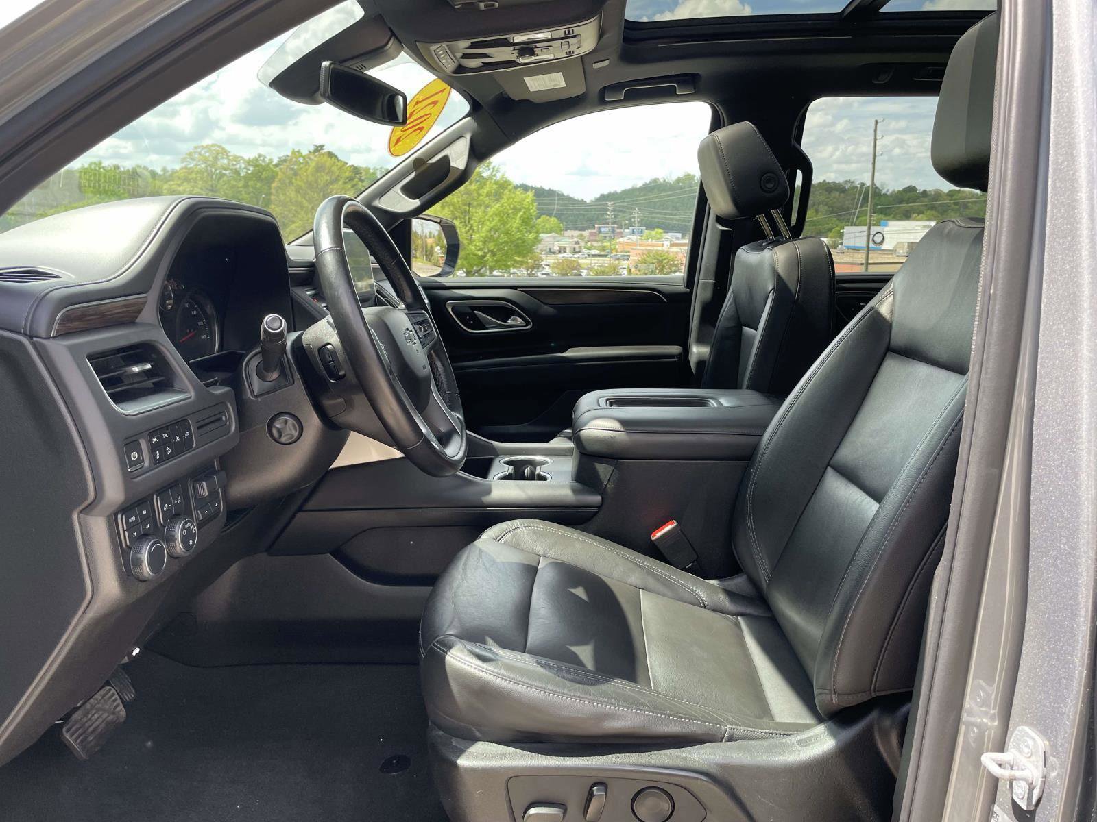 Used 2021 Chevrolet Tahoe Z71 w/ Z71 Signature Package image 4