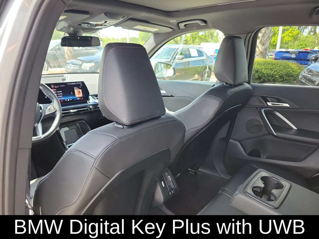 Used 2025 BMW X1 xDrive28i AWD/4WD image 13