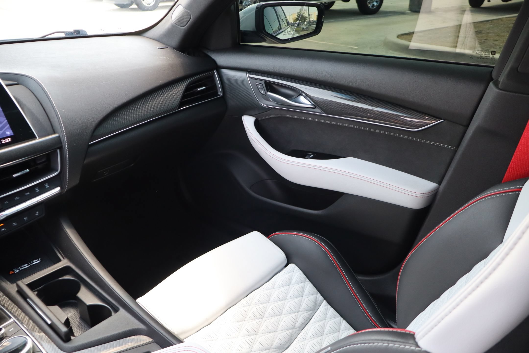 Used 2024 Cadillac CT5 V Blackwing w/ Driver Assist Package RWD image 25