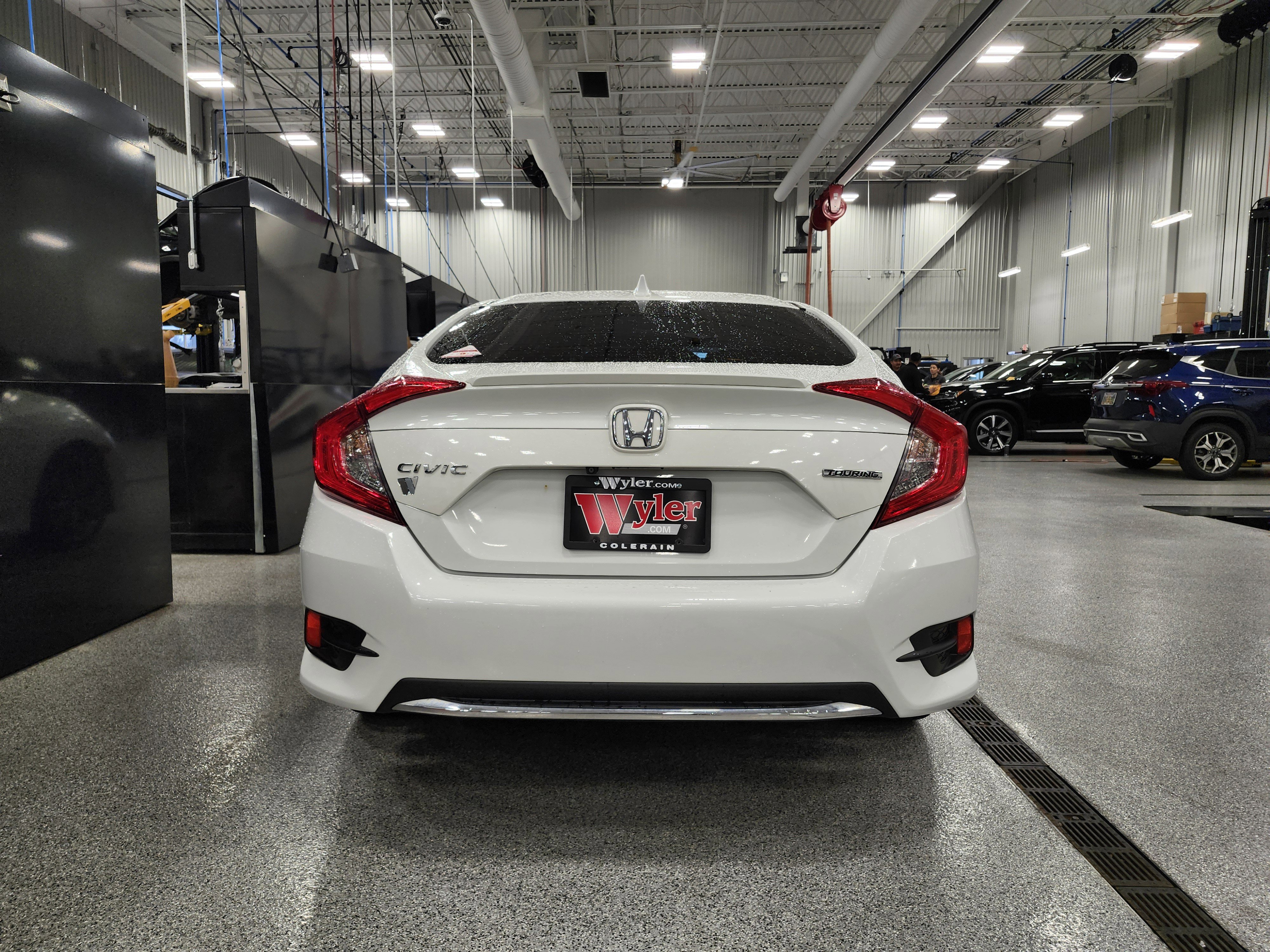 Used 2019 Honda Civic Touring image 29