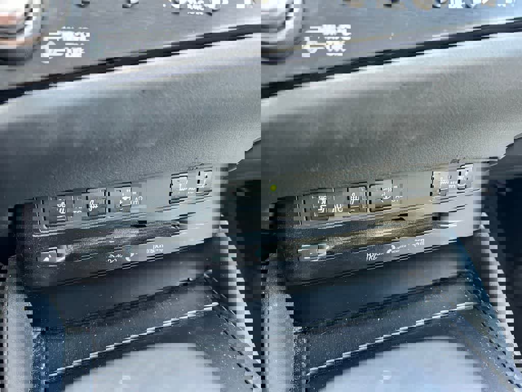 Used 2022 Lexus ES 350 w/ Premium Package image 21