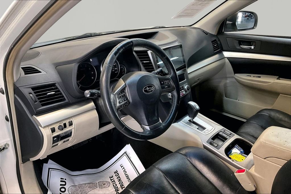 Used 2013 Subaru Outback 2.5i Premium AWD/4WD image 18