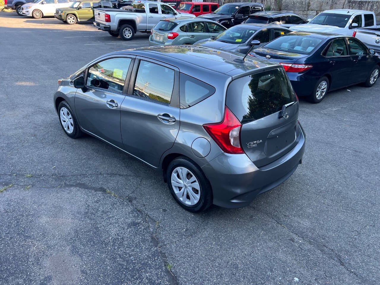 Used 2017 Nissan Versa Note SV FWD image 18