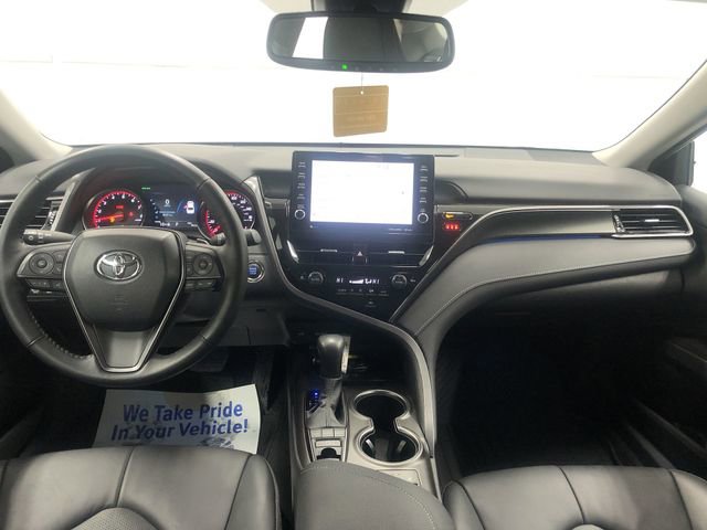 Used 2023 Toyota Camry XSE image 14