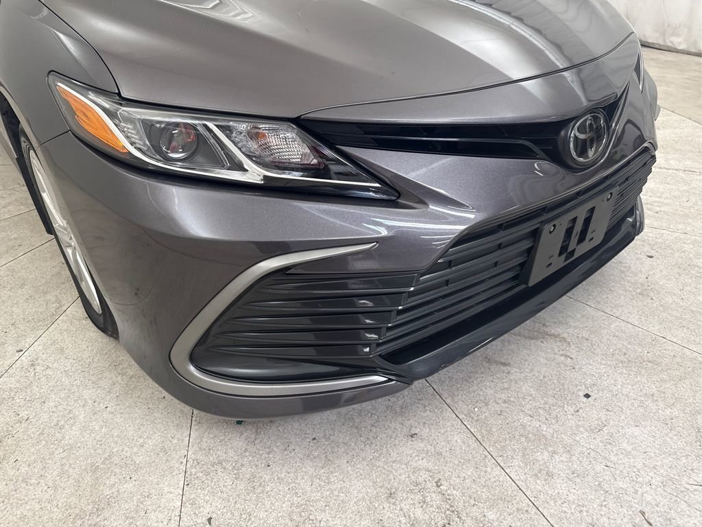 Used 2023 Toyota Camry LE FWD image 14