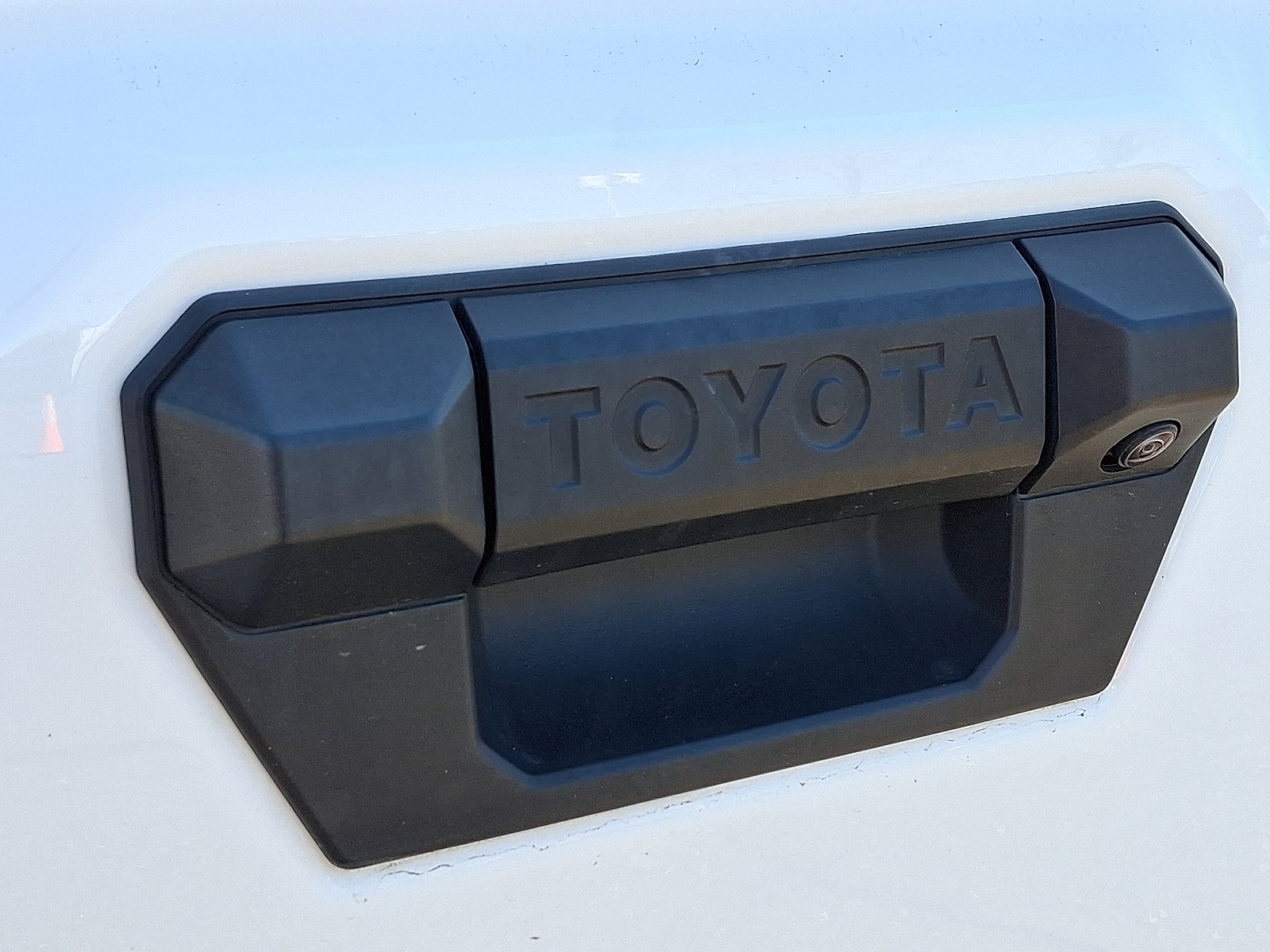 Certified 2025 Toyota Tacoma SR w/ Towing Package image 31