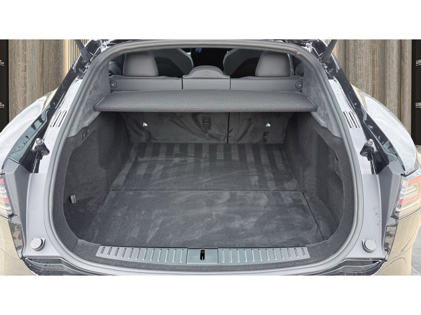 Used 2026 Tesla Model S Plaid AWD/4WD image 12