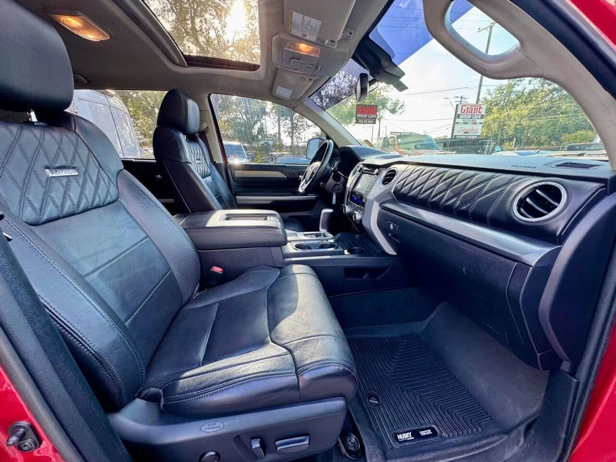 Used 2018 Toyota Tundra Platinum image 19