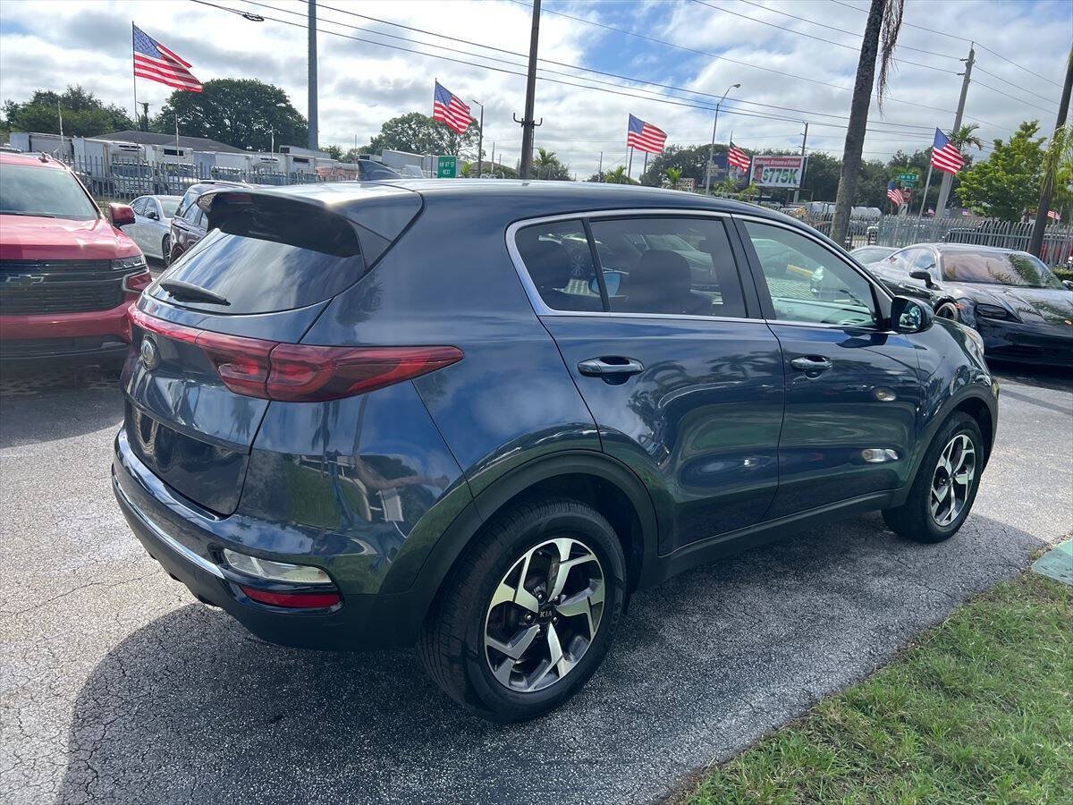 Used 2021 Kia Sportage LX AWD/4WD image 5