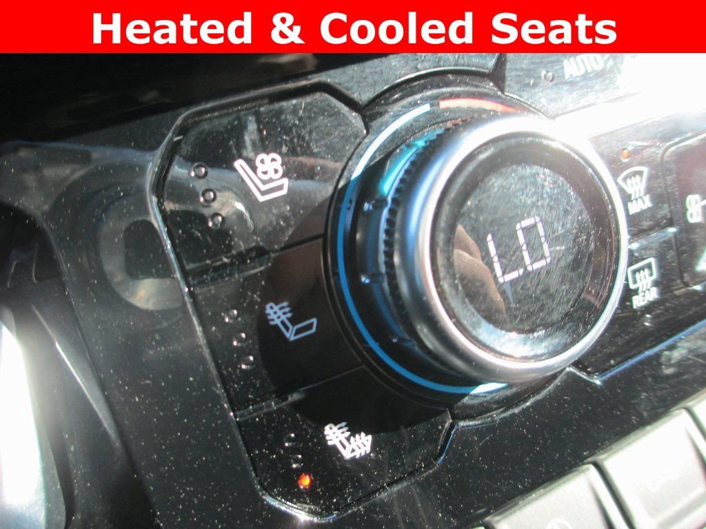 Used 2023 GMC Sierra 1500 AT4 w/ AT4 Premium Package image 18