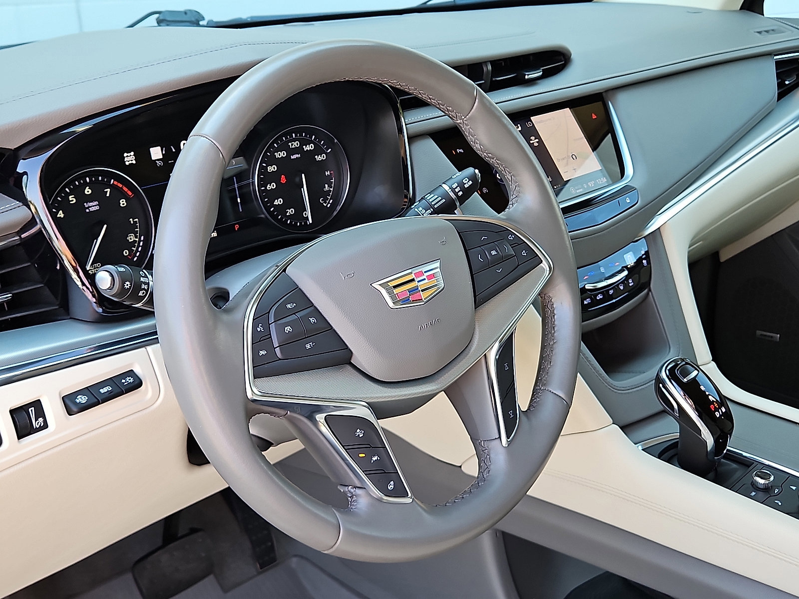 Certified 2022 Cadillac XT5 Premium Luxury w/ Technology Package image 12