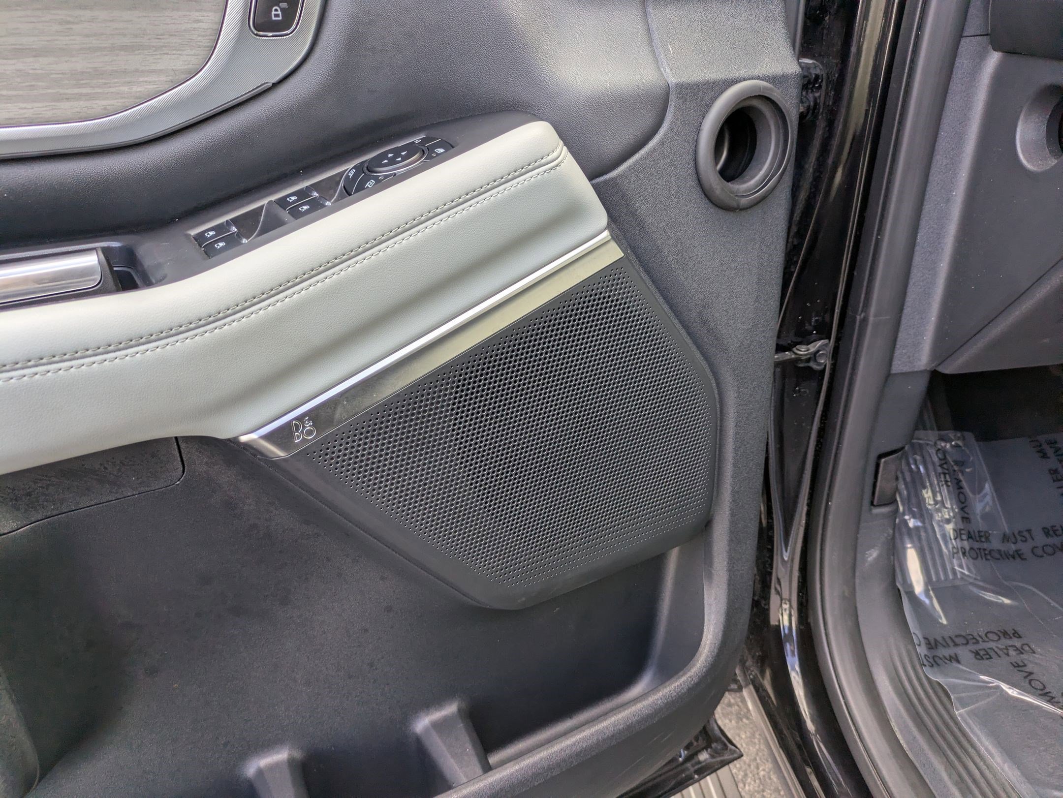 Used 2025 Ford Expedition Platinum image 15