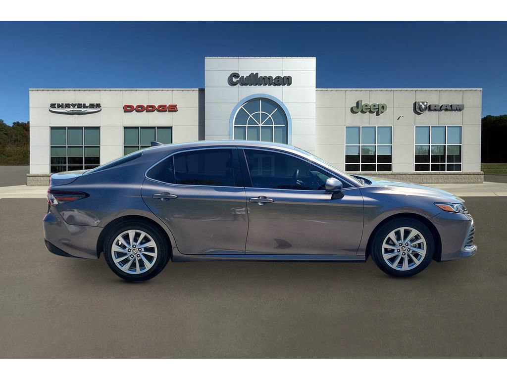 Used 2024 Toyota Camry LE FWD image 2