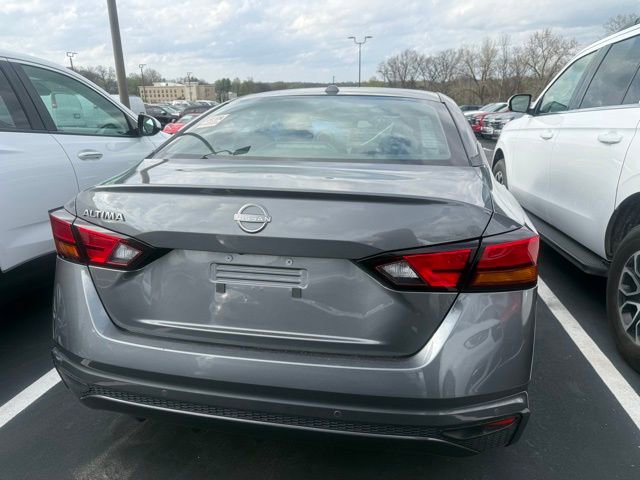 Used 2025 Nissan Altima 2.5 SV image 6