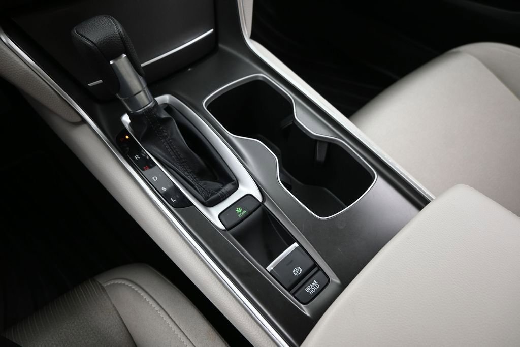 Used 2018 Honda Accord LX image 15