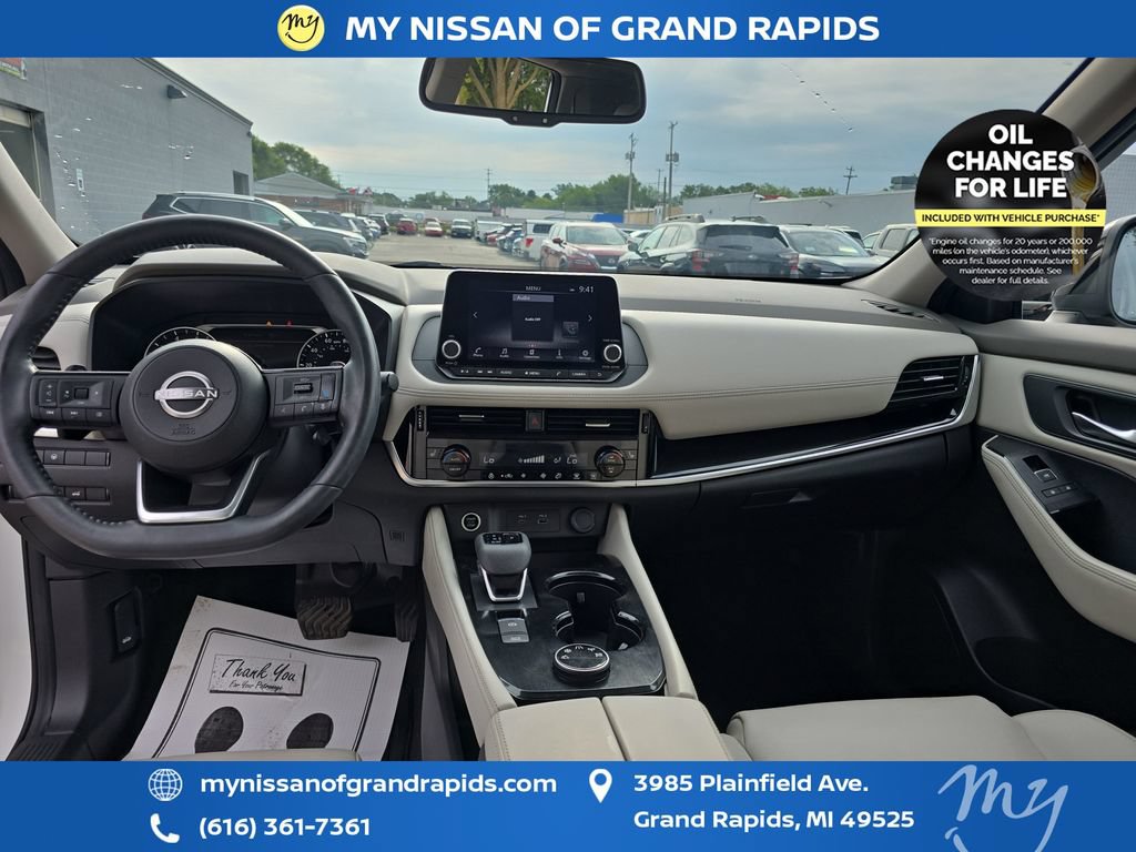 Used 2023 Nissan Rogue SL AWD/4WD image 13