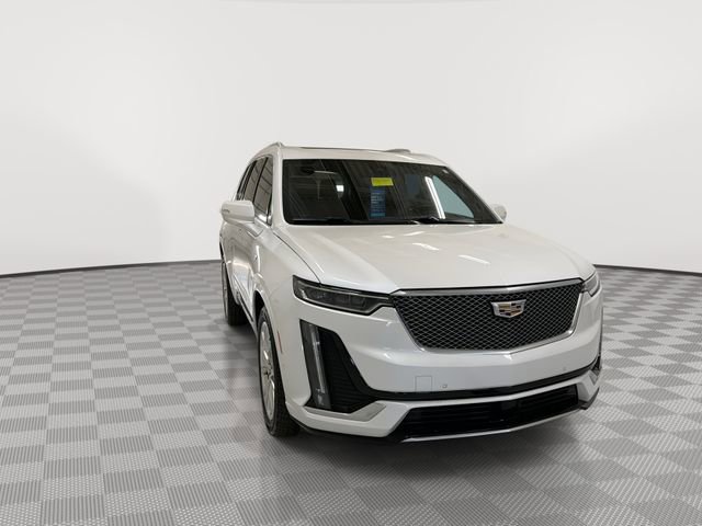 Certified 2020 Cadillac XT6 Premium Luxury w/ Platinum Package image 3
