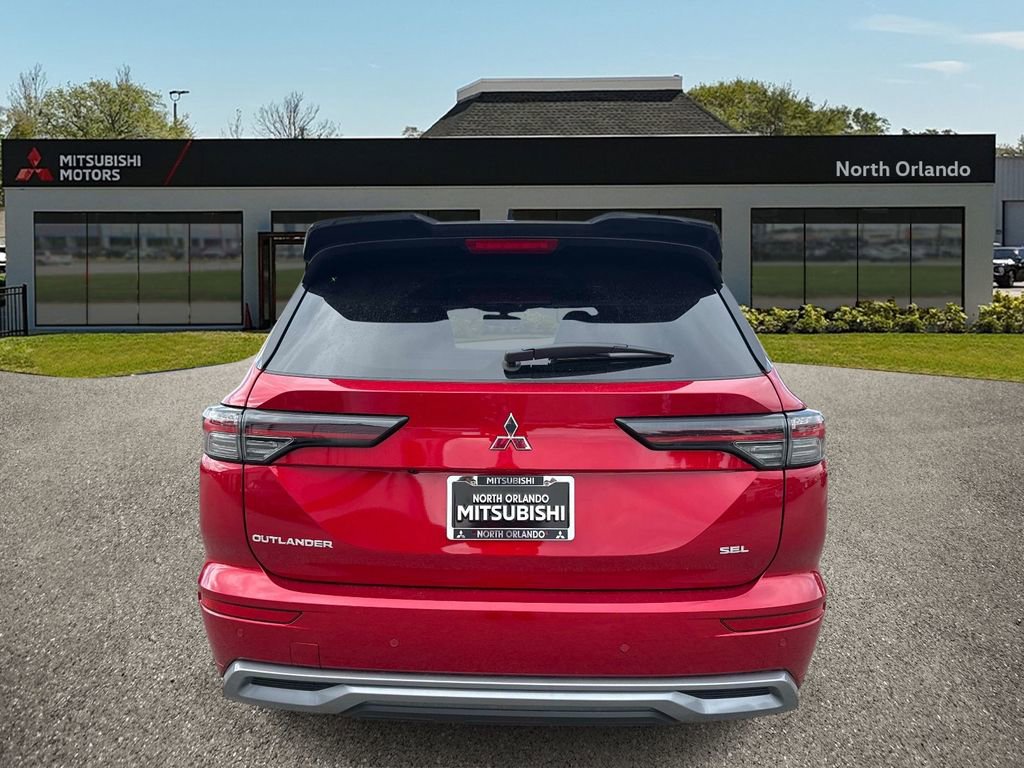 New 2026 Mitsubishi Outlander SEL image 4