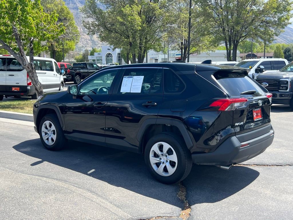 Used 2024 Toyota RAV4 LE FWD image 14