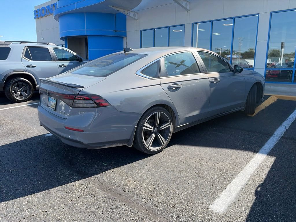 Used 2024 Honda Accord Sport image 7