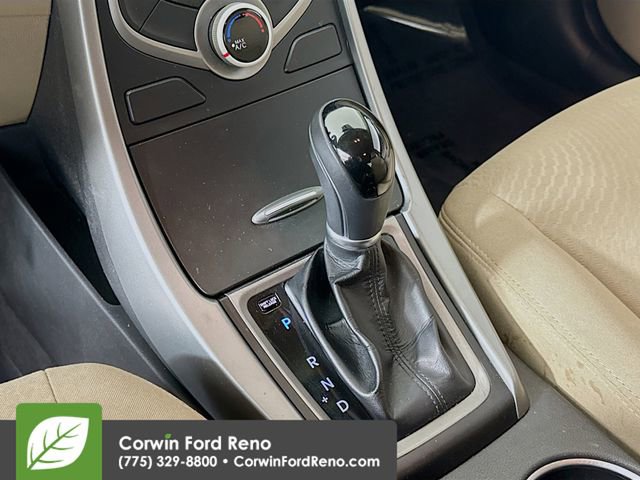 Used 2016 Hyundai Elantra SE image 15