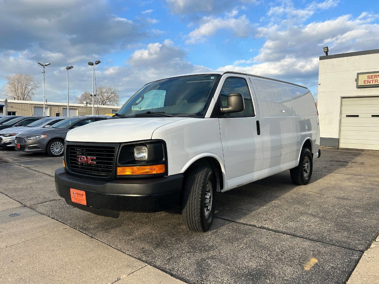 Used 2016 GMC Savana 3500 image 8