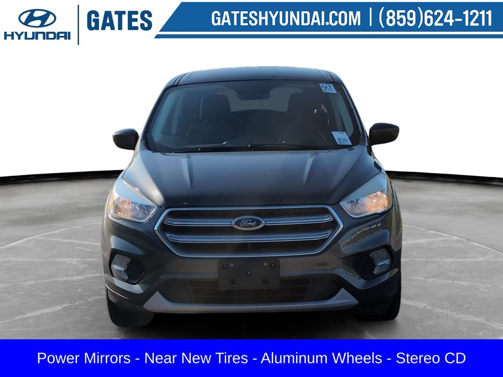 Used 2017 Ford Escape SE AWD/4WD image 4