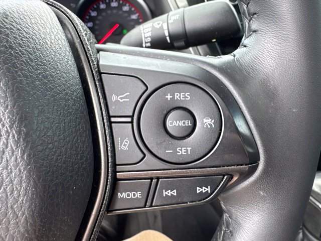 Used 2023 Toyota Camry XSE FWD image 11