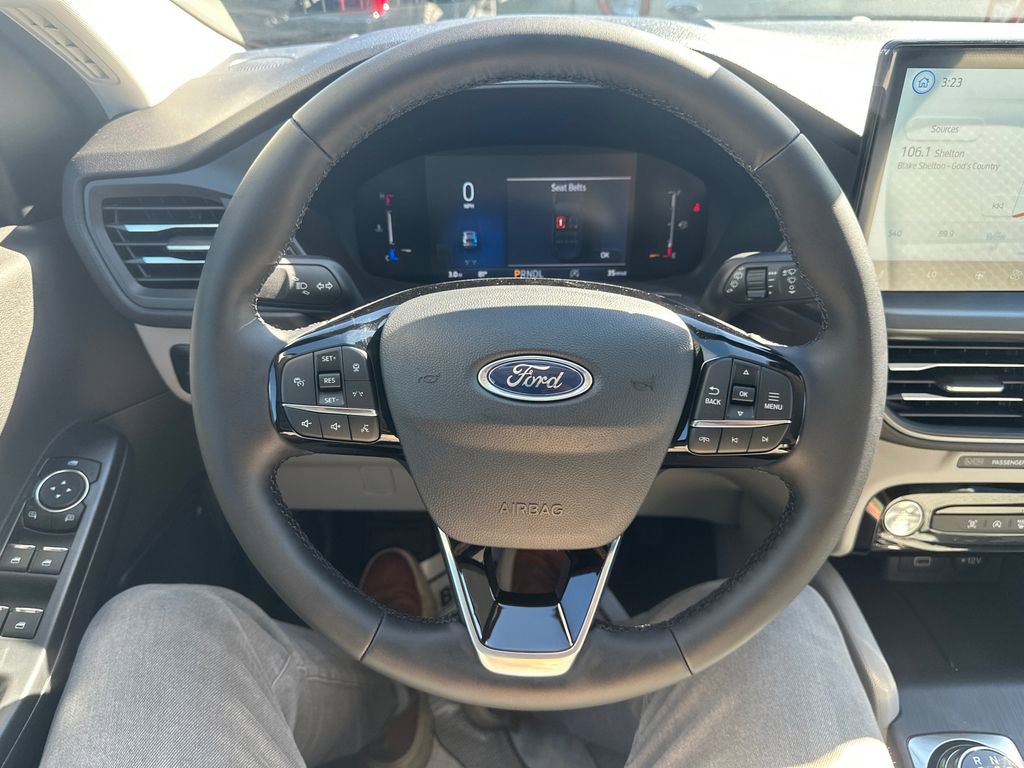 New 2026 Ford Escape Active w/ Tech Pack #1 FWD image 19
