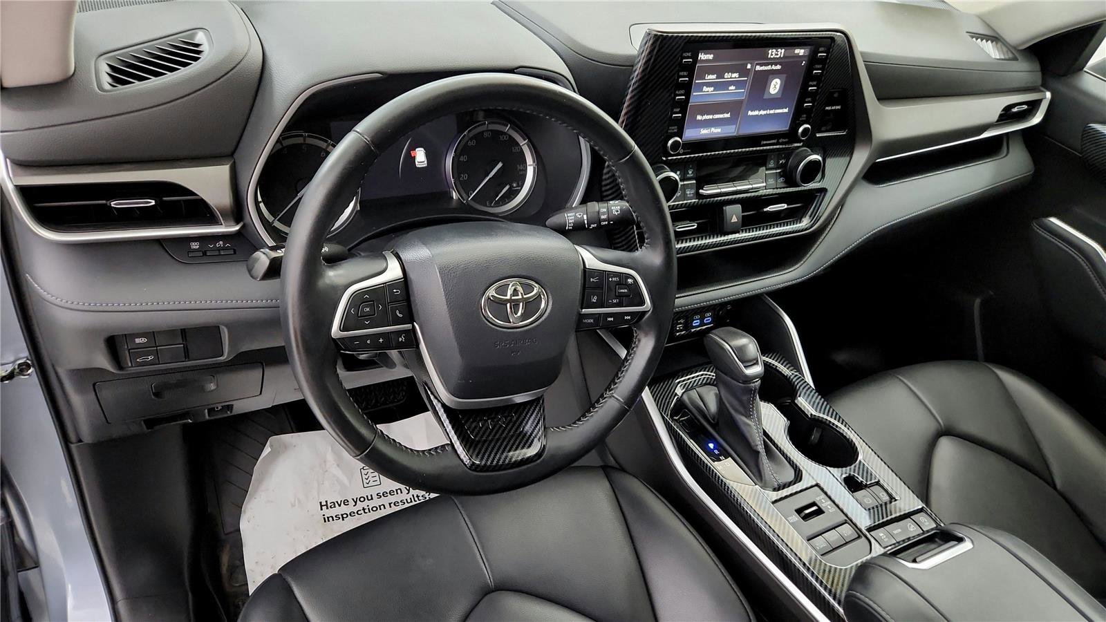 Certified 2022 Toyota Highlander XLE image 37