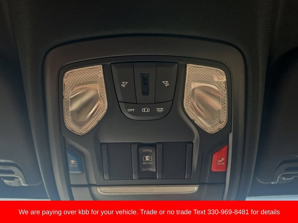 Used 2022 RAM 1500 Big Horn AWD/4WD image 22