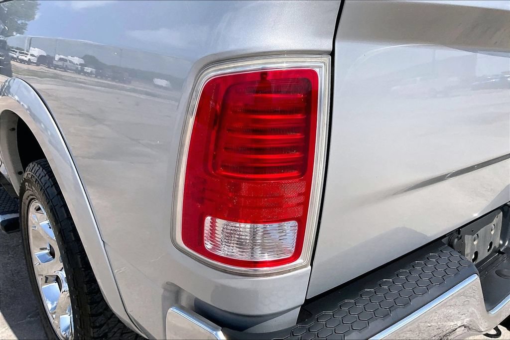 Used 2014 RAM 1500 Laramie w/ Convenience Group AWD/4WD image 20