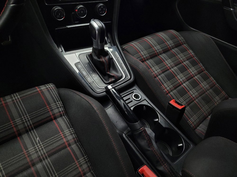 Used 2018 Volkswagen GTI S image 26
