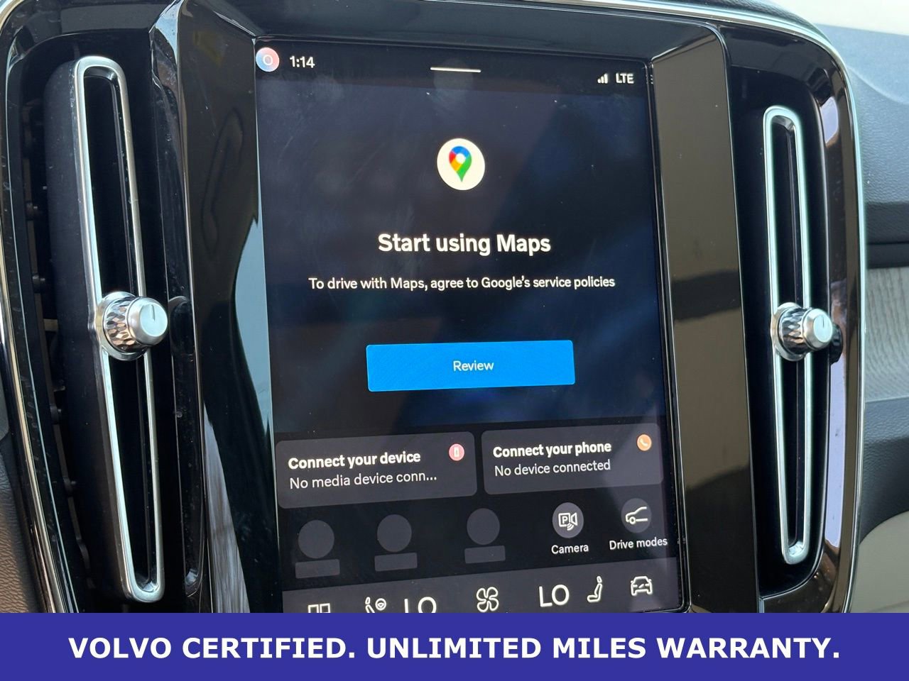 Certified 2024 Volvo XC40 B5 Ultimate w/ Protection Package Premier image 21