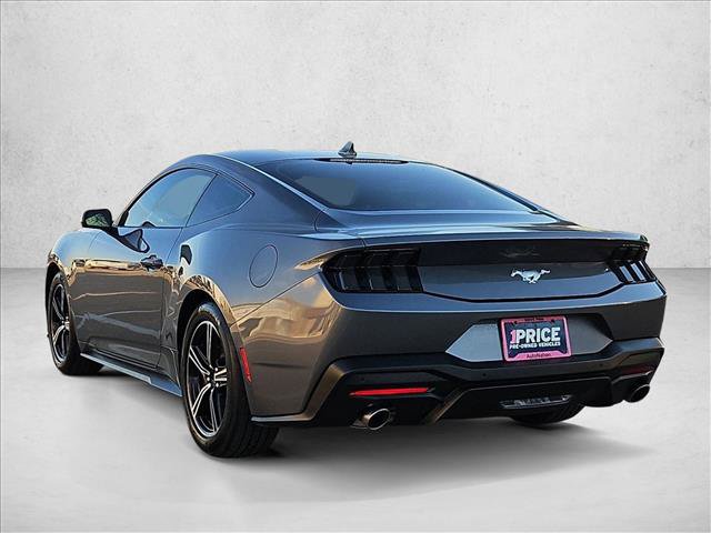 Used 2025 Ford Mustang Coupe RWD image 7