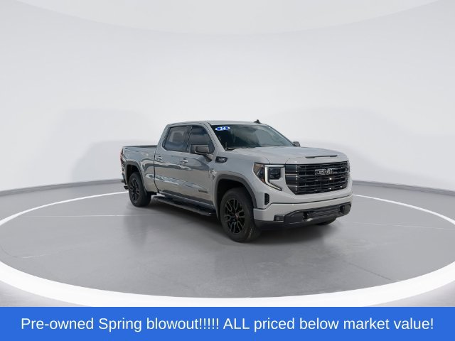 Used 2024 GMC Sierra 1500 Elevation AWD/4WD image 2