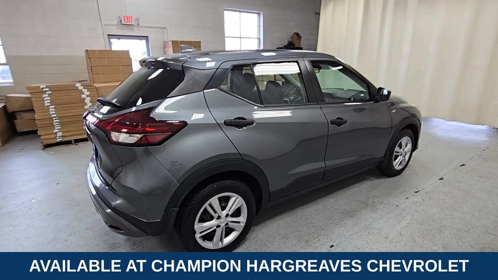 Used 2022 Nissan Kicks S FWD image 10