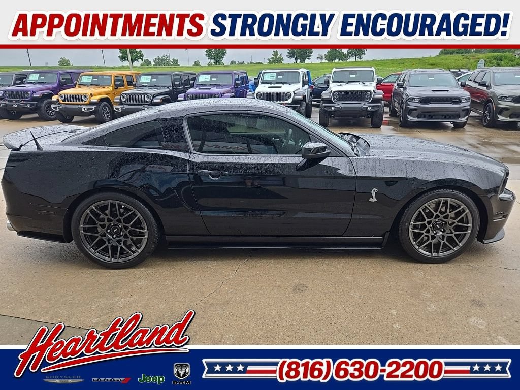 Used 2013 Ford Mustang Shelby GT500 RWD image 13