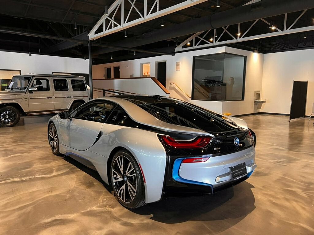 Used 2014 BMW i8 AWD/4WD image 3